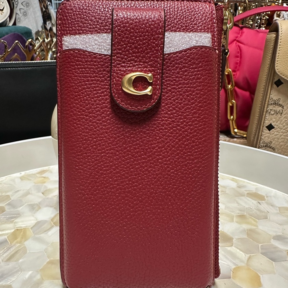Coach Essential Phone Case Wallet Beautiful Enamel Red!